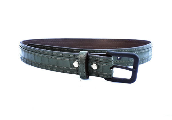 Italian leather belt with rustic style buckle